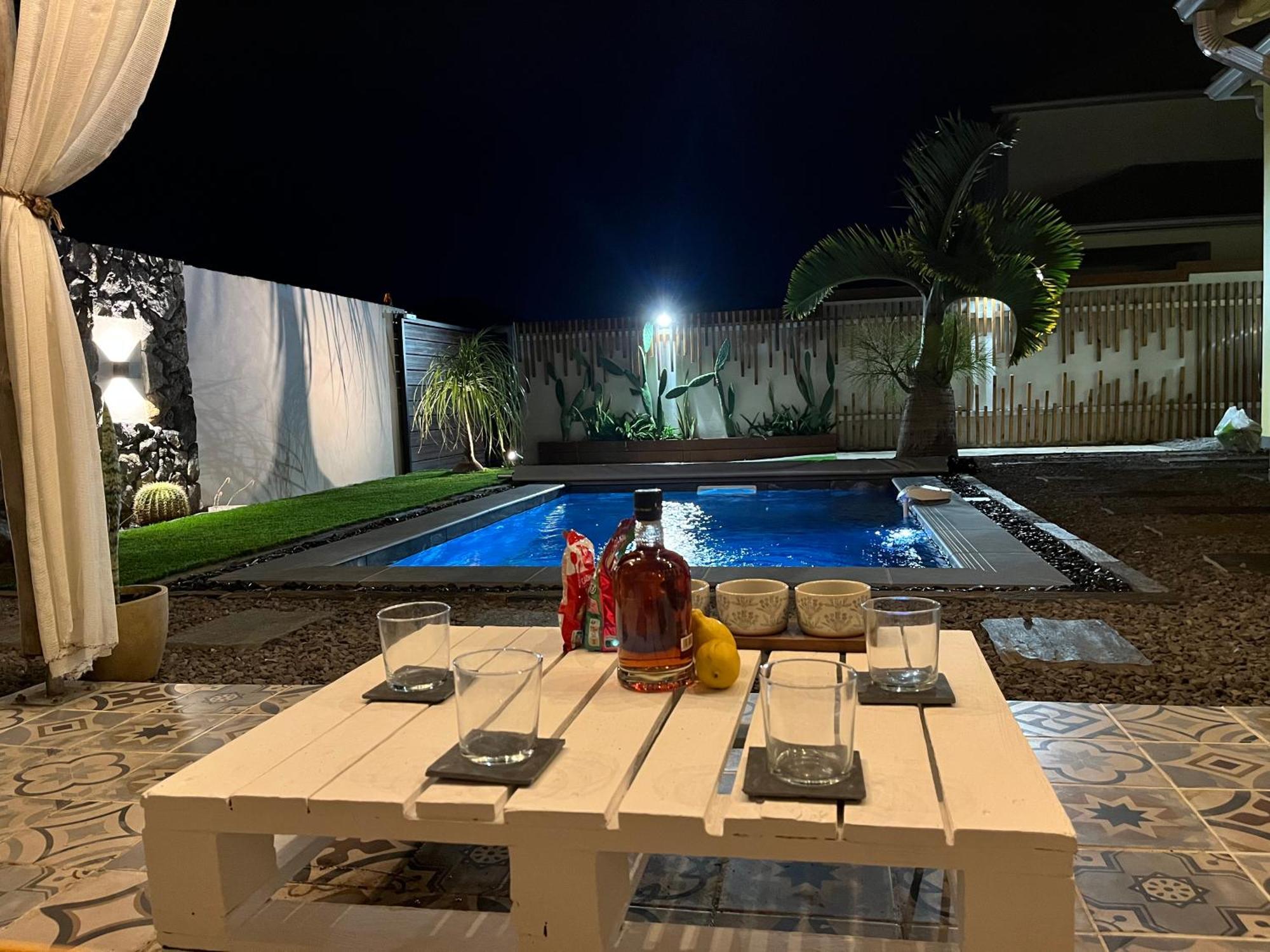 Villa Osao Panahy Le Patelin Екстериор снимка