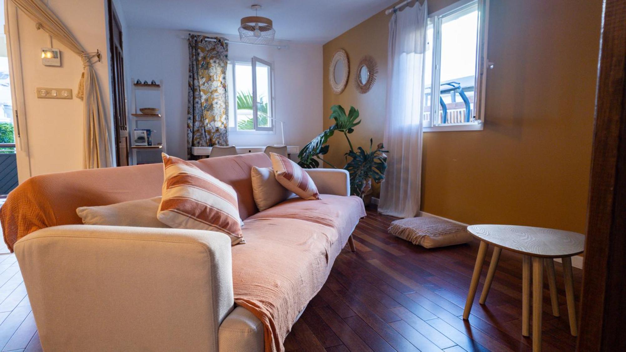 Villa Osao Panahy Le Patelin Екстериор снимка