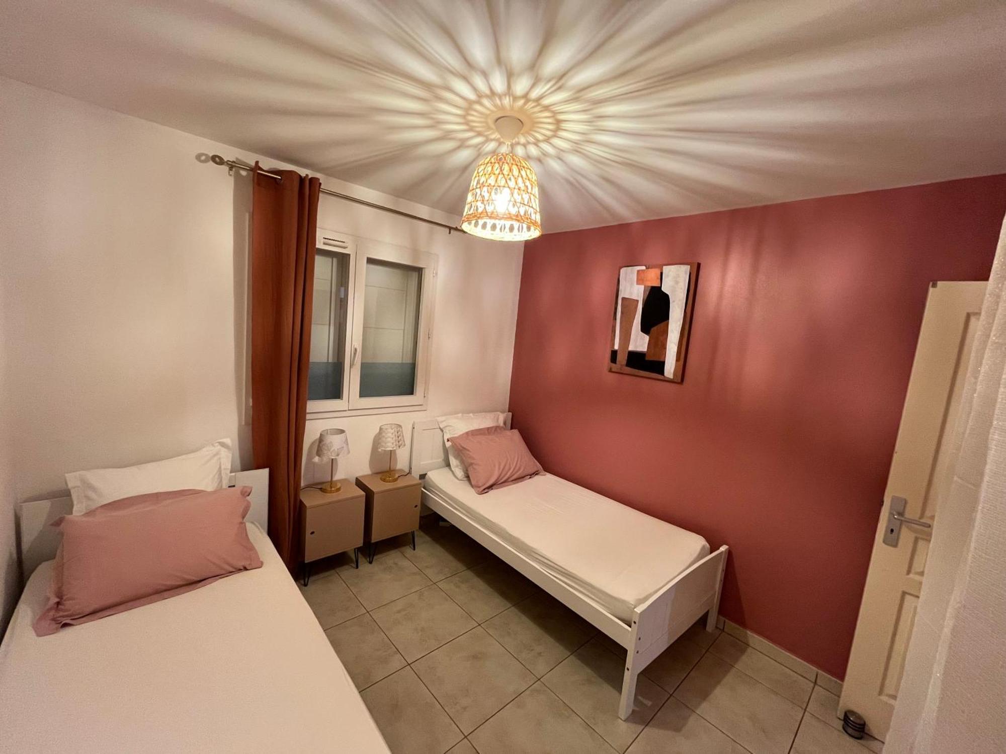 Villa Osao Panahy Le Patelin Екстериор снимка